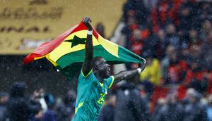 Bek Senegal, El Hadji Malick Diouf, merayakan kemenangan timnya usai pertandingan final Piala Afrika (AFCON) antara Senegal dan Maroko di Stadion Prince Moulay Abdellah, Rabat, pada 18 Januari 2026. (Abdel Majid BZIOUAT / AFP)