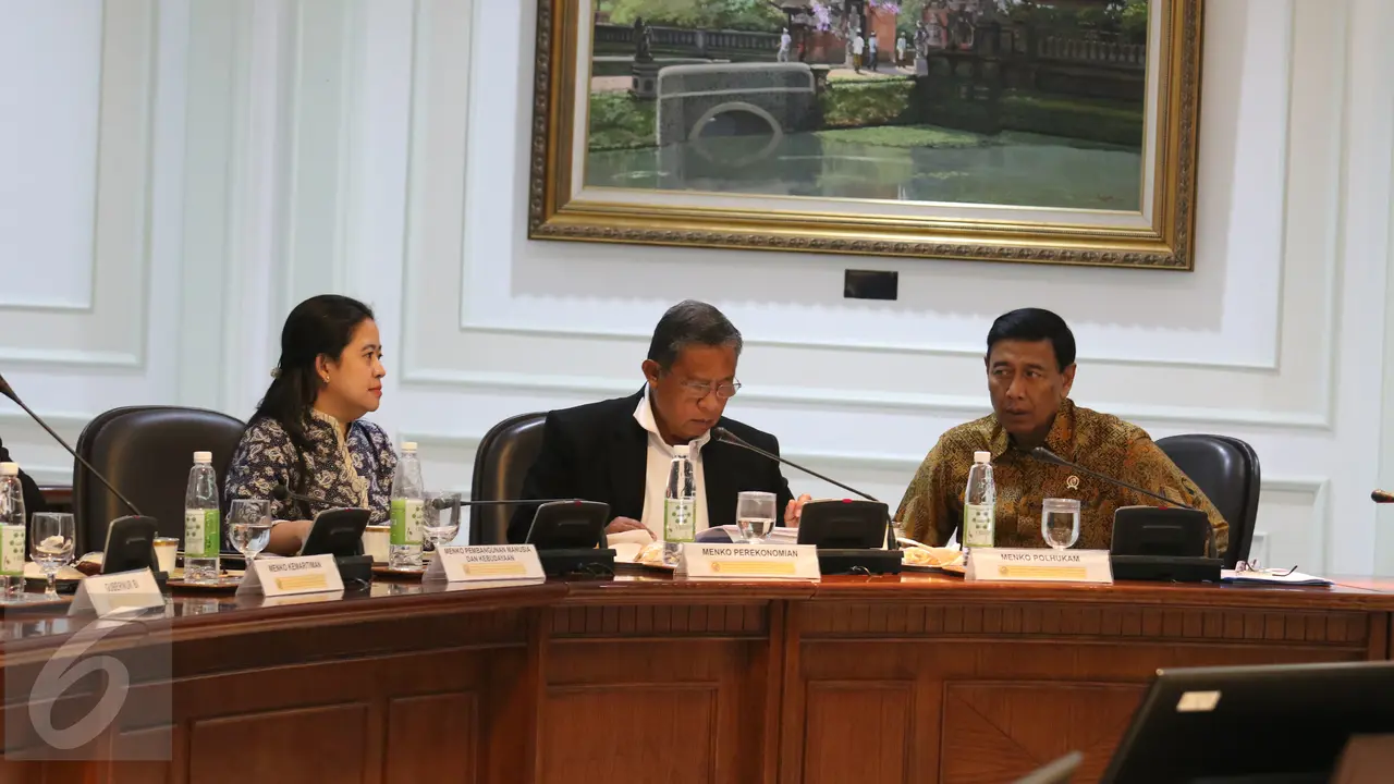 Banggar DPR menyetujui pemotongan anggaran  Menko Perekonomian dan Menko Pembangunan Manusia dan Kebudayaan.