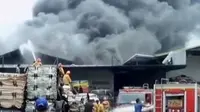 Pabrik pembuat spons di Tangerang, ludes terbakar hingga anak dan balita penderita ISPA akibat kabut asap di Binjai, meningkat.

