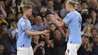 Duet maut Manchester City, Kevin De Bruyne dan Erling Haaland. (OLI SCARFF / AFP)