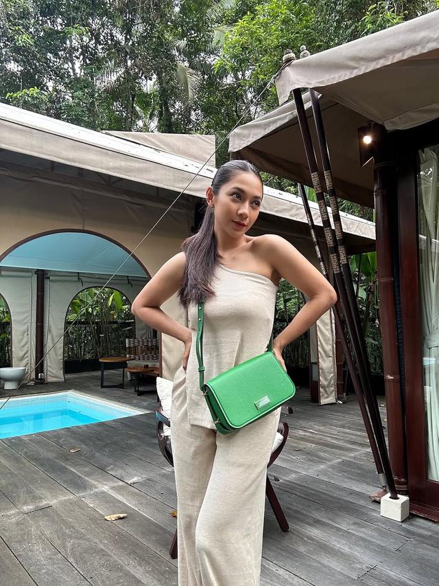 6 Potret Dinda Kirana Solo Trip ke Bali, Healing Sejenak Sebelum Kembali ke Rutinitas