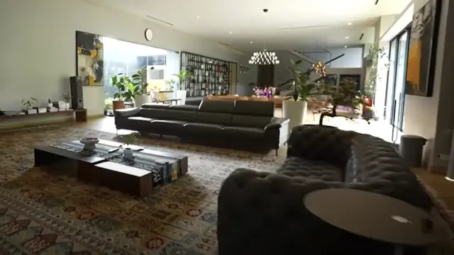 Potret Rumah Tompi (Sumber: YouTube/Taulany TV)