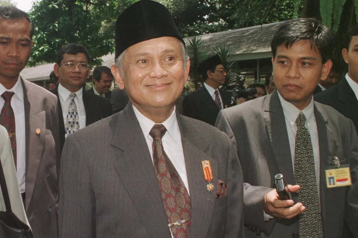 Bj Habibie