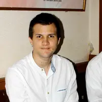 Menghadapi sidang perdana dari pantauan reporter Bintang.com Stuart Collin terlihat gelisah. (Wimbarsana/Bintang.com)