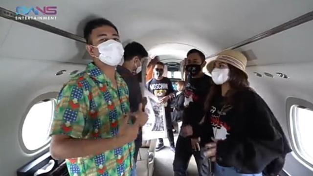 potret raffi ahmad  nagita slavina  naik jet