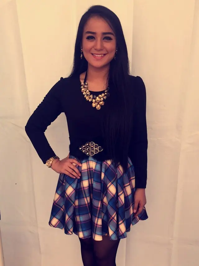 [Bintang] Anisa Bahar dan Juwita Bahar