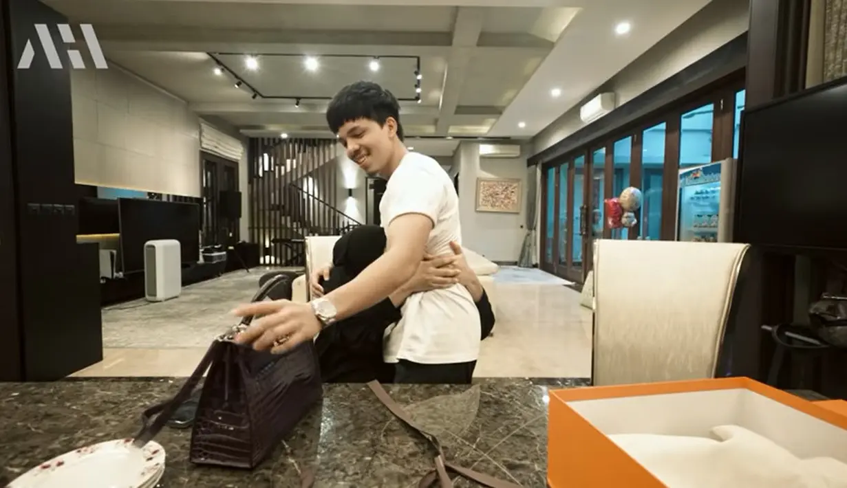 Aurel Hermansyah dan Atta Halilintar (Youtube/AH)