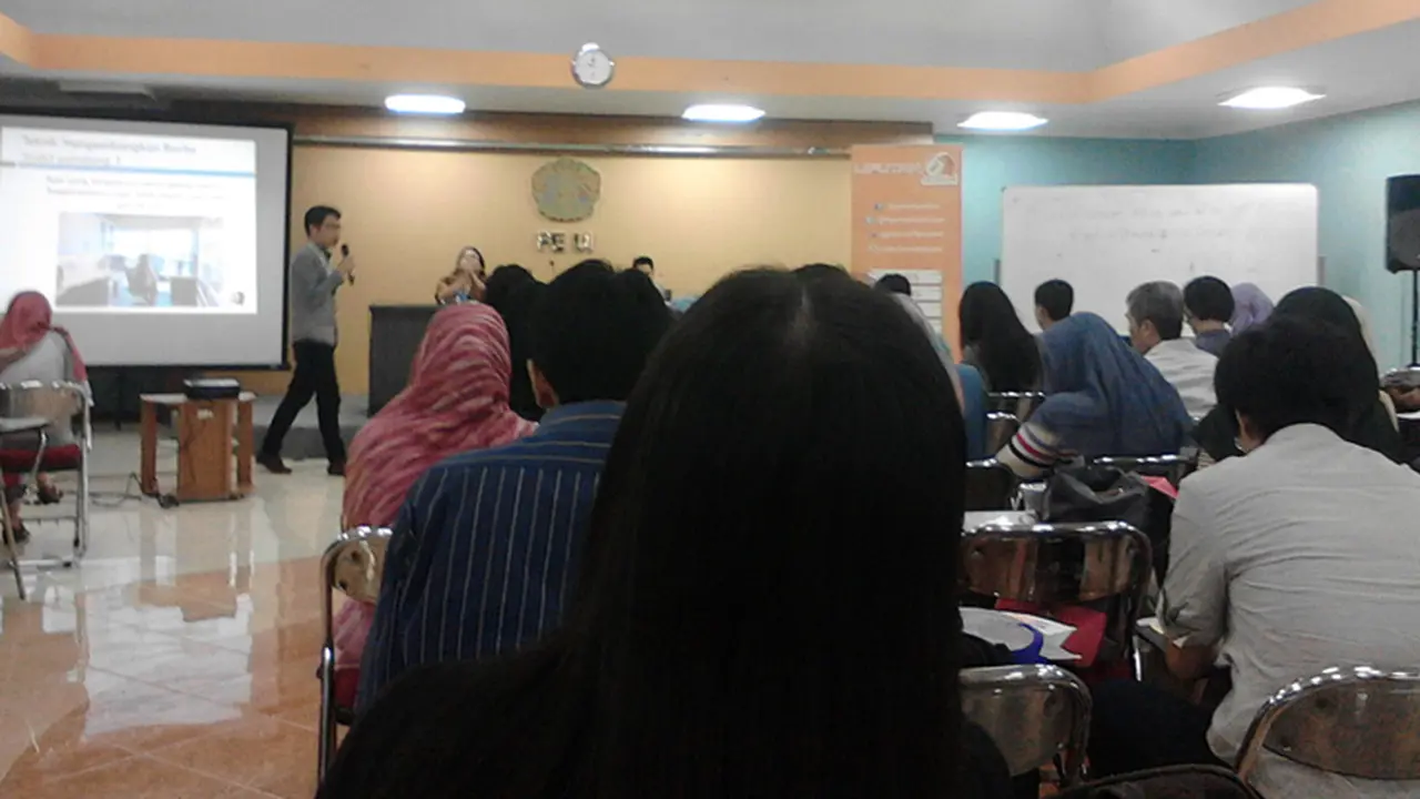 Creative Writing: Tiga Kalimat itu Luar Biasa