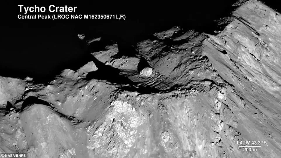 Kawah Tycho. (NASA)