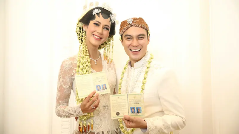 Paula Verhoeven dan Baim Wong