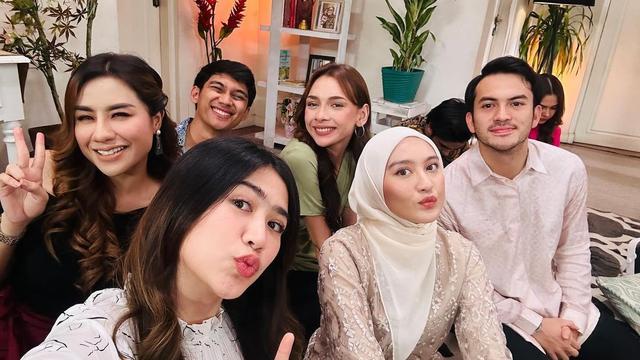 6 Potret Dosma Hazenbosch di Lokasi Bidadari Surgamu, Diduga Cinlok dengan Rizky Nazar