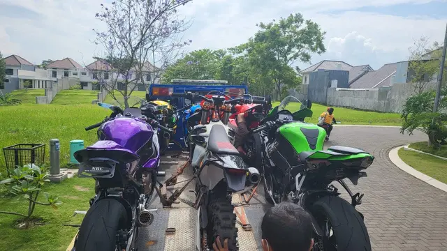 Polisi telah menyita sejumlah aset milik Doni Salmanan