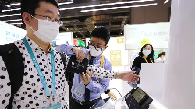 FOTO: Aneka Peralatan Teknik Dipamerkan di China International Import Expo