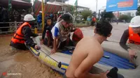 Perahu Karet Terbatas, Evakuasi Korban Banjir Manado Mandek