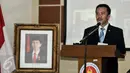 Menpora Imam Nahrawi berpidato saat pembukaan Diklat Paskibraka 2016 di Gedung PP-PON, Cibubur, Jakarta, Rabu (27/7). Menpora resmi buka Diklat Paskibraka 2016 untuk persiapan upacara 17 Agustus. (Liputan6.com/Yoppy Renato)