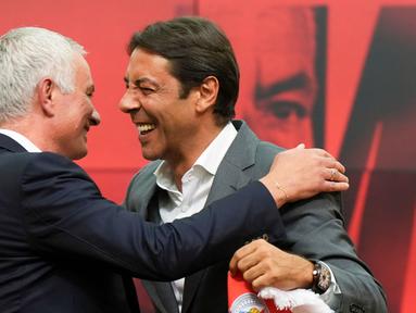 Klub Portugal, Benfica, resmi mendapuk Jose Mourinho sebagai pelatih baru, Kamis (18/9/2025). Kabar ini diumumkan langsung oleh Presiden Benfica, Rui Costa. (AP Photo/Ana Brigida)