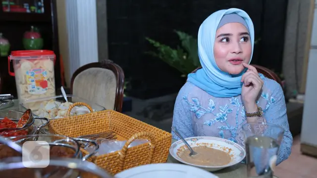[Bintang] Prilly Latuconsina