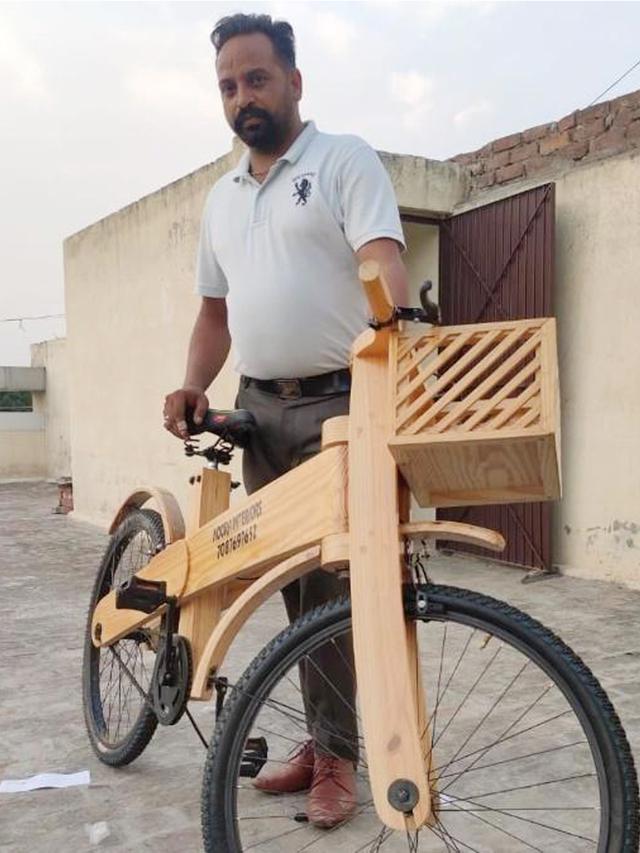 Cari Peluang Saat Pandemi, Pria Ubah Limbah Kayu Jadi Sepeda Kekinian