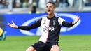 Striker Juventus, Cristiano Ronaldo, saat melawan Verona pada laga Serie A di Stadion Juventus, Sabtu (21/9/2019). Juventus menang 2-1 atas Verona. (AP/Alessandro Di Marco)