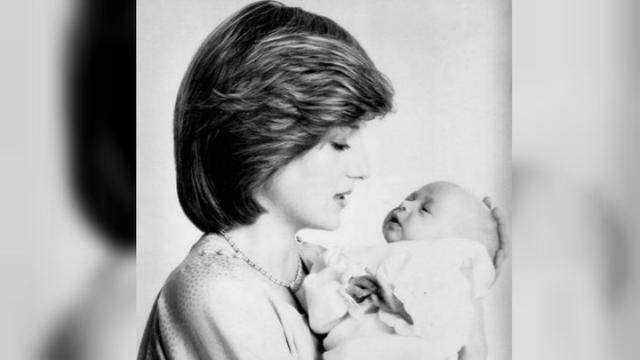 Foto Putri Diana putra Pangeran William yang diambil pada tanggal 20 Juli 1982 di Istana Kensington (AP)