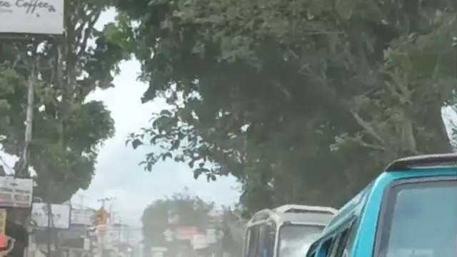 Polusi Debu Tol Bocimi Seksi 3 Hantui Pengendara, Warga Desak Pelaksana Proyek Patuhi SOP