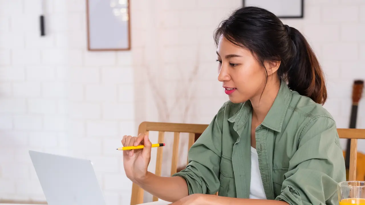 aku uang dan mandiri finansial