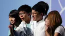 Nathan Law, salah-seorang pemimpin muda yang terlibat unjuk rasa massal pro demokrasi pada 2014 memenangkan satu kursi mewakili konstituen pemilihnya,Hongkong, Senin (5/9).  (REUTERS / Tyrone Siu)