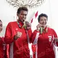 Atlet peraih medali Olimpiade Rio 2016, pasangan bulu tangkis Tontowi/Liliyana serta dua atlet angkat besi Sri Wahyuni Agustiani dan Eko Yuli Irawan seusai diterima Presiden Jokowi , di Istana Merdeka, Jakarta, Rabu (24/8). (Liputan6.com/Faizal Fanani)