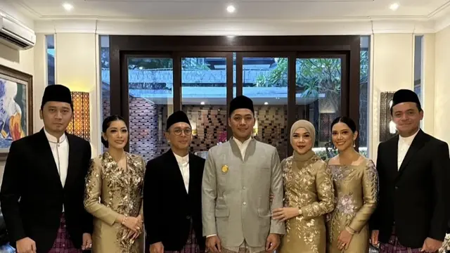 Potret Pertunangan Rasyid Rajasa dan Tamara Kalla.