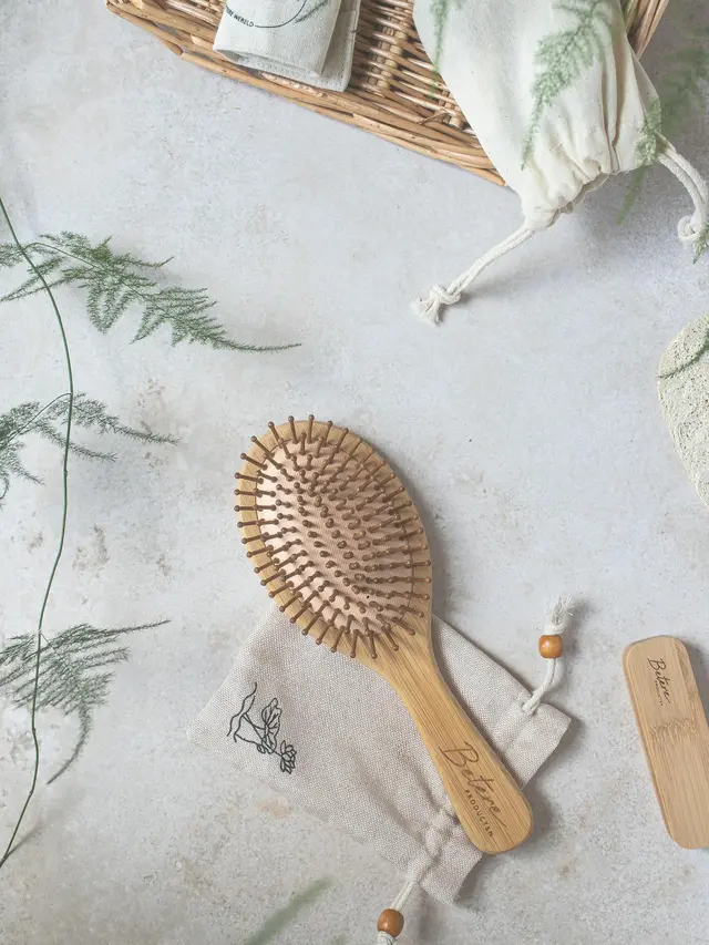 7 Tips Mengeringkan Rambut Secara Alami agar Hasilnya Tetap Cantik dan Bebas Megar