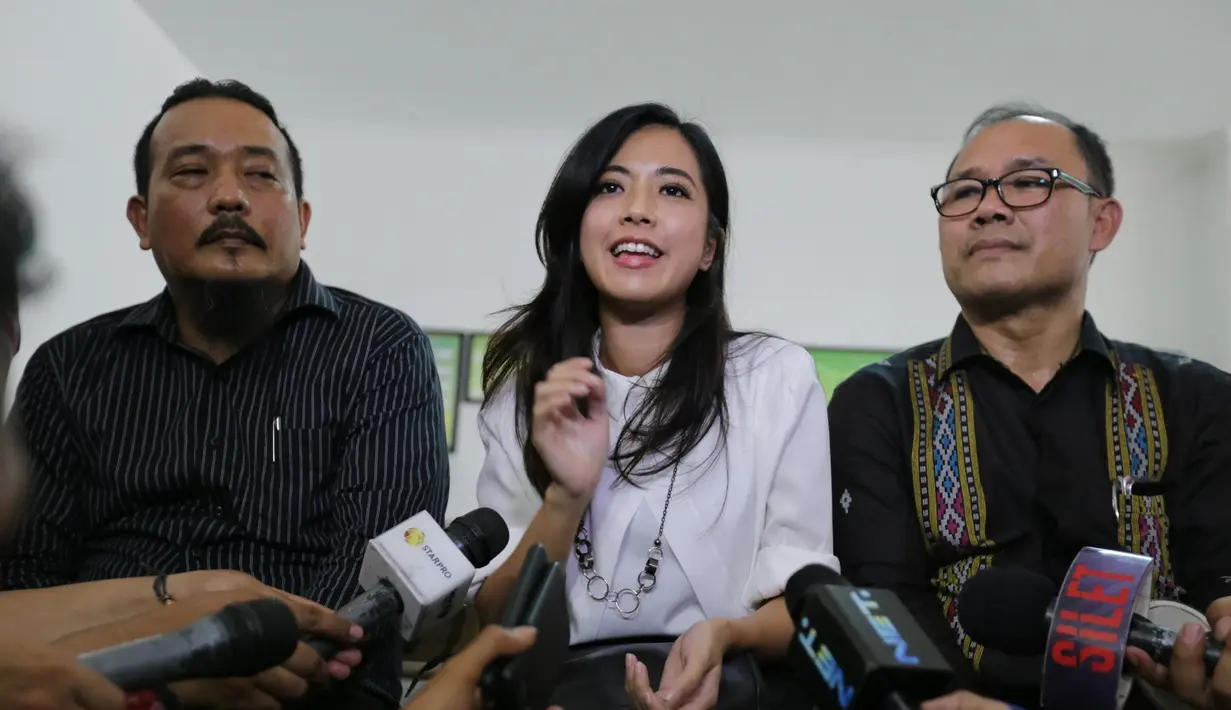 Yeslin Wang istri Delon