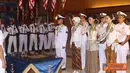 Citizen6, Surabaya: 173 siswa Sekesal Pusdikes, Kobangdikal dilantik dan diambil sumpahnya sebagai perawat dan asisten apoteker di gedung Moeljadi, Kesatrian Bumimoro, Kobangdikal, Rabu (27/6). (Pengirim: Kobangdikal).