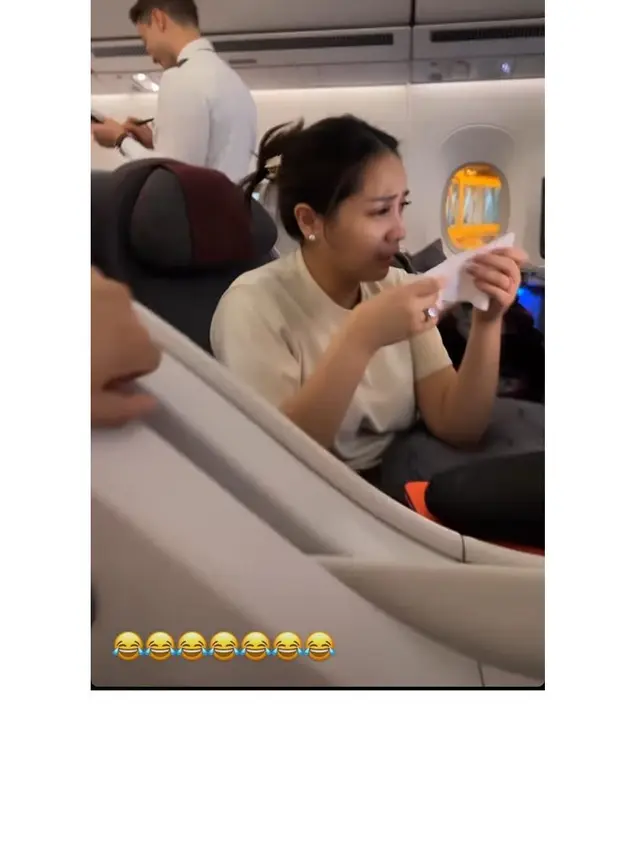 Demi Kerjaan, Ini 8 Momen Haru Raffi Ahmad dan Nagita Slavina Pergi ke Spanyol Tanpa Anak