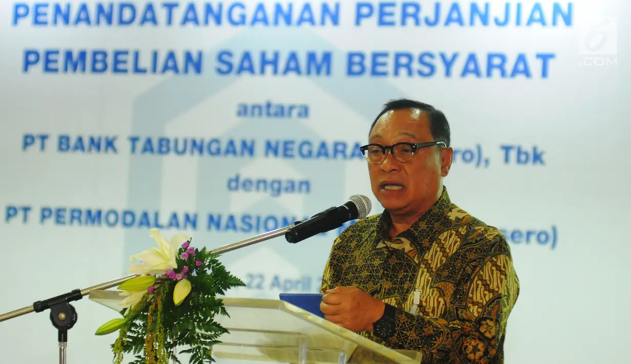 Dirut PT BTN, Maryono memberi sambutan saat acara penandatanganan perjanjian pembelian saham bersyarat PNMIM dari PNM di Kementerian BUMN, Jakarta, Senin (22/4). Melalui penandatangan tersebut, Bank BTN membeli 33.000 lembar saham PNMIM senilai Rp114,3 miliar milik PNM. (Liputan6.com/Angga Yuniar)