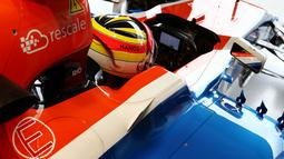 Mobil Manor Racing, MRT05, akan dikendarai Rio Haryanto mengarungi 21 seri F1 musim 2016 ini. (Bola.com/Manor Racing)