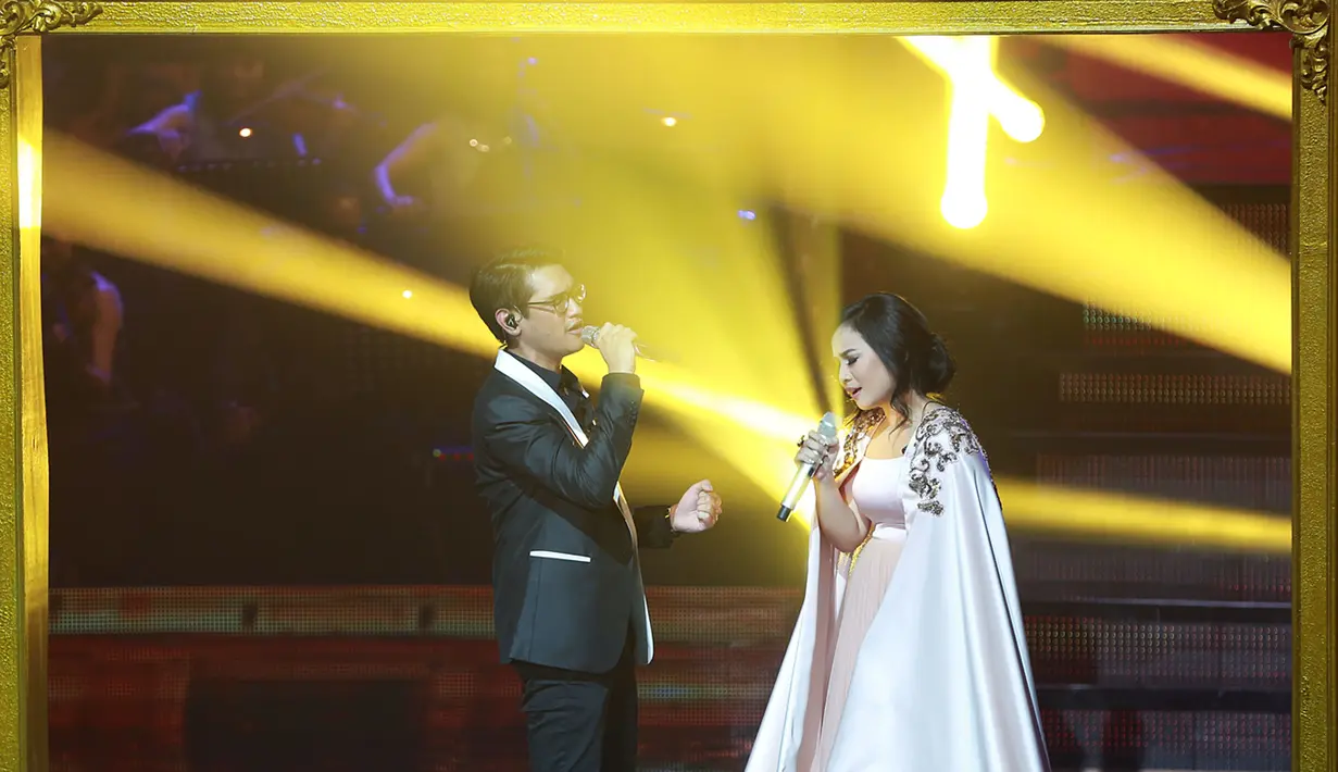 Gita Gutawa berkolaborasi dengan Afgan lewat lagu 'Kamulah yang Kutunggu'. (Deki Prayoga/Bintang.com)