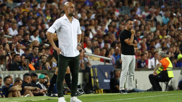 Duel pertama sebagai pelatih antara Xavi dan Guardiola-AP
