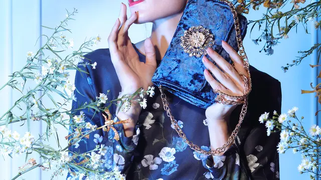 Padu Padan Tampil Menawan di Hari Lebaran dengan Kaftan