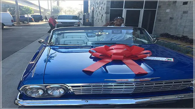 Kado Natal Termahal, Rapper Cantik Beri Mobil Antik Sang Kekasih