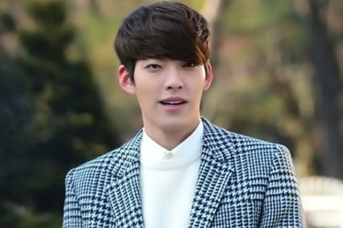 kim-woo-bin-131218b.jpg