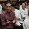 Mantan Menteri Pendidikan, Kebudayaan, Riset, dan Teknologi (Mendikbudristek), Nadiem Anwar Makarim, yang juga salah satu pendiri platform pembayaran dan perusahaan transportasi daring di Indonesia, bereaksi sebelum dimulainya sidang pembacaan tuntutan di Pengadilan Tindak Pidana Korupsi Jakarta, Rabu 13 Mei 2026. (AP Photo/Tatan Syuflana)