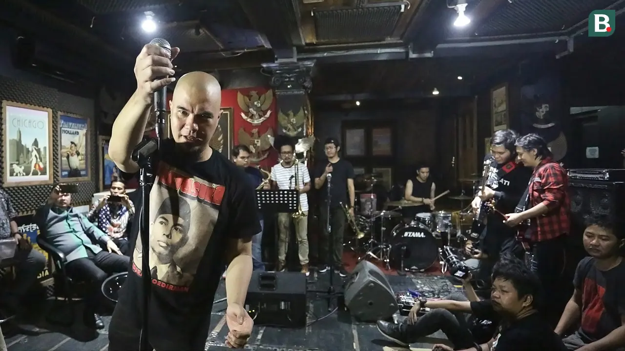 Ahmad Dhani dan TRIAD
