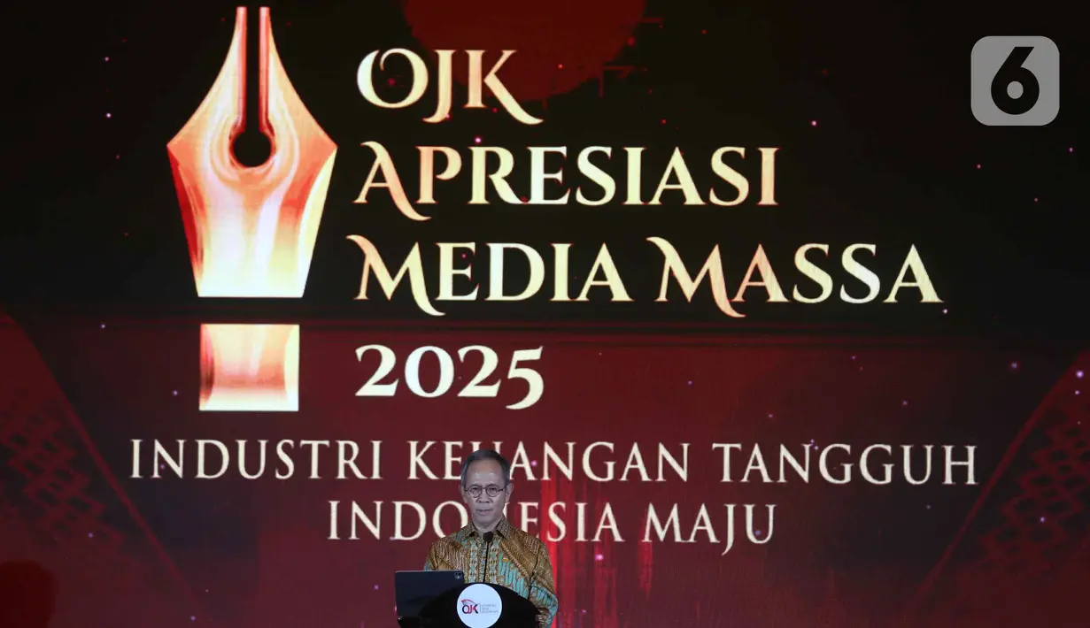 Gelaran OJK Apresiasi Media Massa tahun 2025 dihadiri langsung oleh Ketua Dewan Komisioner (DK) Otoritas Jasa Keuangan (OJK) Mahendra Siregar, Wakil Ketua Mirza Adityaswara, Kepala Eksekutif Pengawas Pelaku Jasa Keuangan, Edukasi dan Perlindungan Konsumen Friderica Widyasari Dewi, Ketua Dewan Audit Sophia Issabella Watimena serta para pemimpin redaksi berbagai media. Tampak dalam foto, Ketua Dewan Komisioner (DK) Otoritas Jasa Keuangan (OJK) Mahendra Siregar saat memberikan sambutan pada OJK Apresiasi Media Massa, Jakarta, Selasa (2/12/2025). (Liputan6.com/Helmi Fithriansyah)