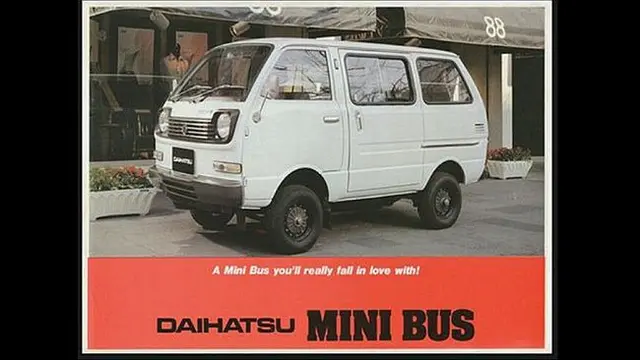 8. Ada juga iklan Daihatsu Mini Bus pada tahun 1972, kakek buyutnya Grandmax nih.