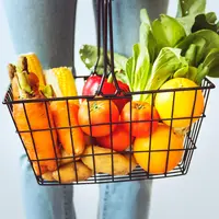 Selain perawatan dari luar, membersihkan jerawat juga bisa dilakukan dengan diet. (Foto: unsplash.com)