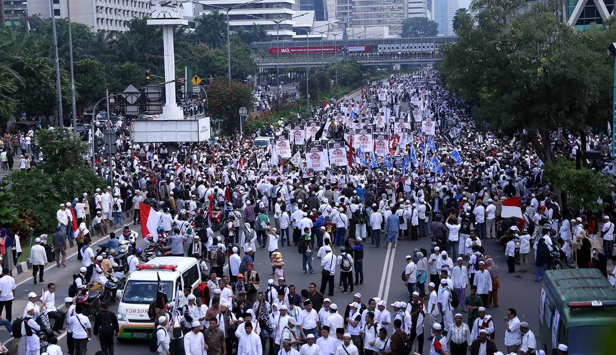Terkait Soal Makar 25 November, Ini Kata Presiden Jokowi . (Ilustrasi Demo: Nurwahyunan/Bintang.com)