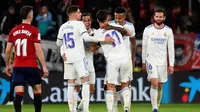 Real Madrid menang 3-1 atas Osasuna pada laga pekan ke-33 La Liga di Estadio El Sadar, Kamis (21/4/2022) dini hari WIB. (AFP/ANDER GILLENEA)