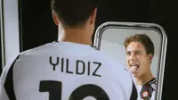 Kenan Yildiz resmi mengenakan nomor punggung 10 di Juventus. (Bola.com/Dok Juventus)