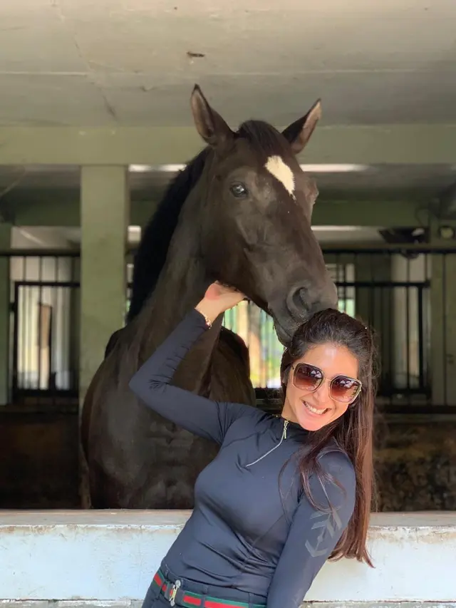 Nabila Syakieb bersama kudanya (Instagram/nsyakieb85)