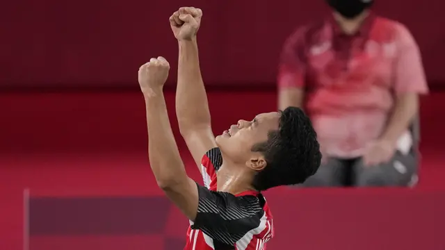 Foto: Anthony Sinisuka Ginting ke Semifinal Olimpiade Tokyo 2020 usai Pecundangi Anders Antonsen